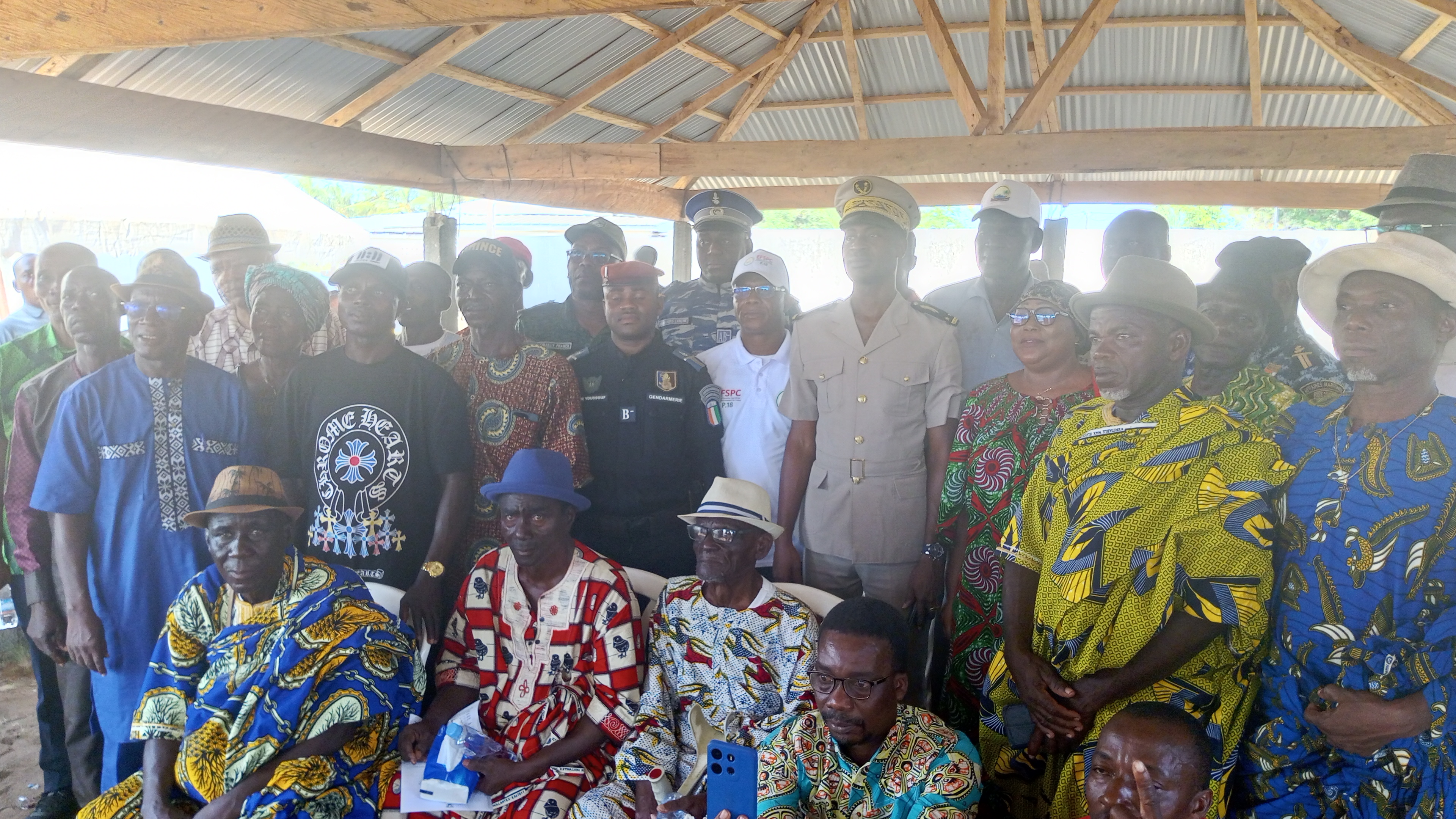 Côte d’Ivoire-AIP/ Le sous-préfet d’Ebounou invite les populations à soutenir les forces de l’ordre dans la lutte contre l’orpaillage illégal