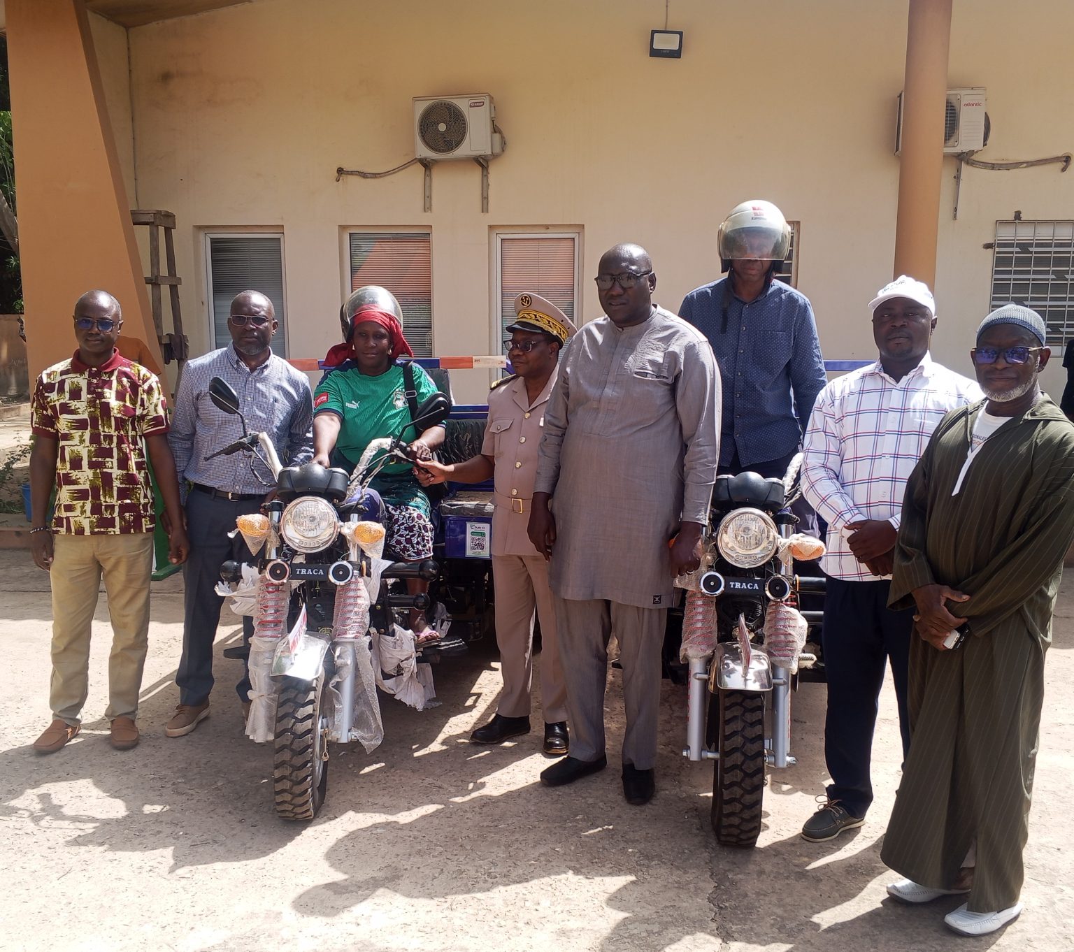 Côte d’Ivoire-AIP/ Ouangolodougou: 88 organisations professionnelles agricoles dotées de 47 motos tricycles pour renforcer leur production