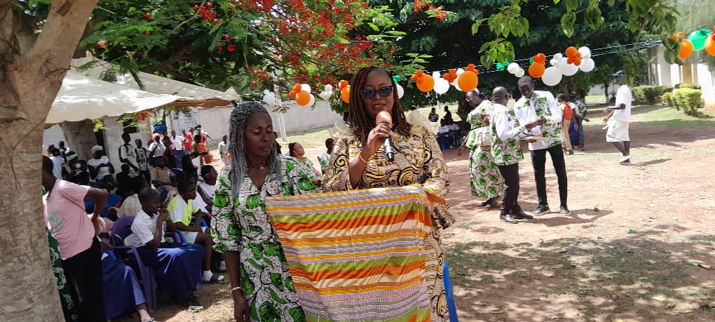 Côte d’Ivoire-AIP/ Le directeur régional de l’Education félicite les personnels du collège moderne de Yamoussoukro