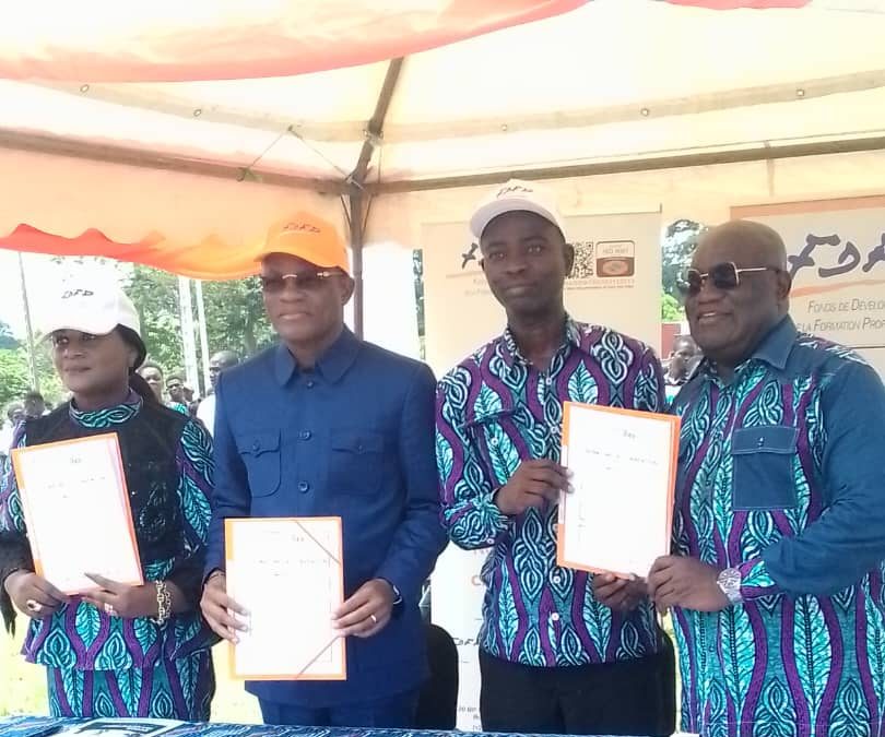 Côte d’Ivoire-AIP/ Le FDFP finance la formation de 200 jeunes en agroforesterie intégrée à Tiébissou à hauteur d’environ 80 millions FCFA