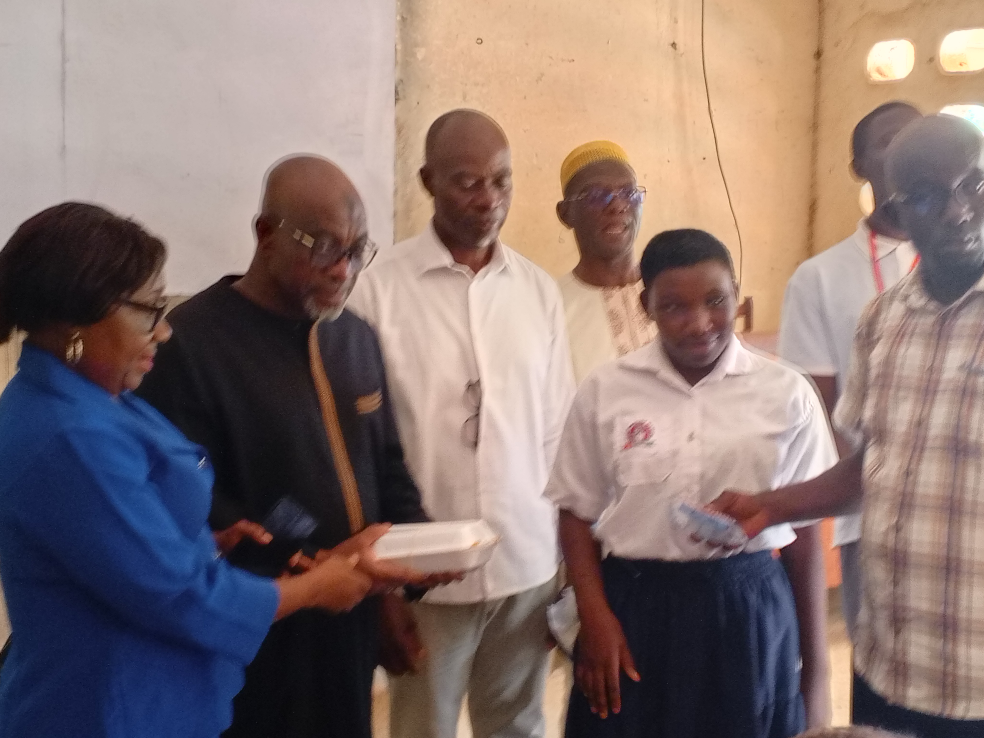 Côte d’Ivoire -AIP/ BEPC 2026: des cadres offrent le déjeuner des candidats à Mankono