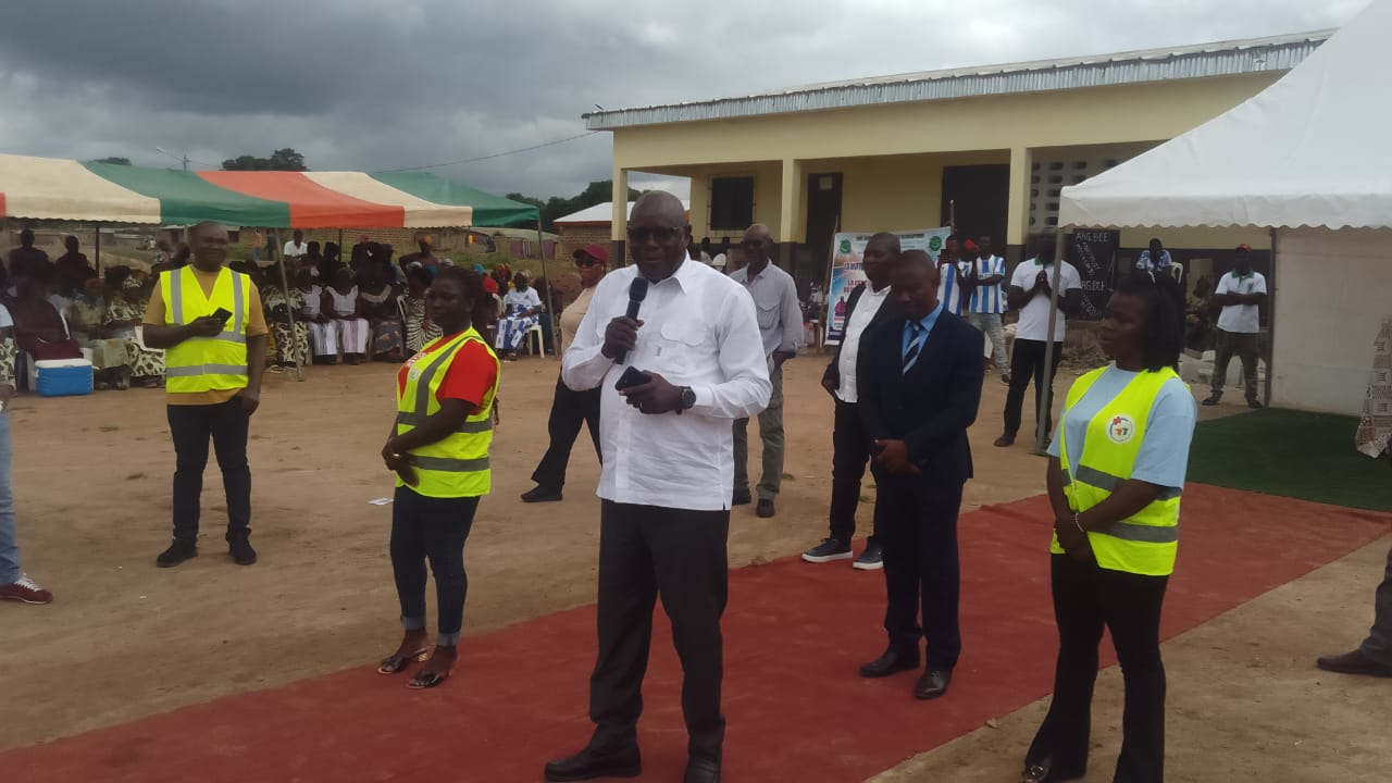 Côte d’Ivoire-AIP / Zuénoula : le député Alphonse Séhi Bi Koué s’engage à soutenir la mise en œuvre du plan de développement local de Srazra