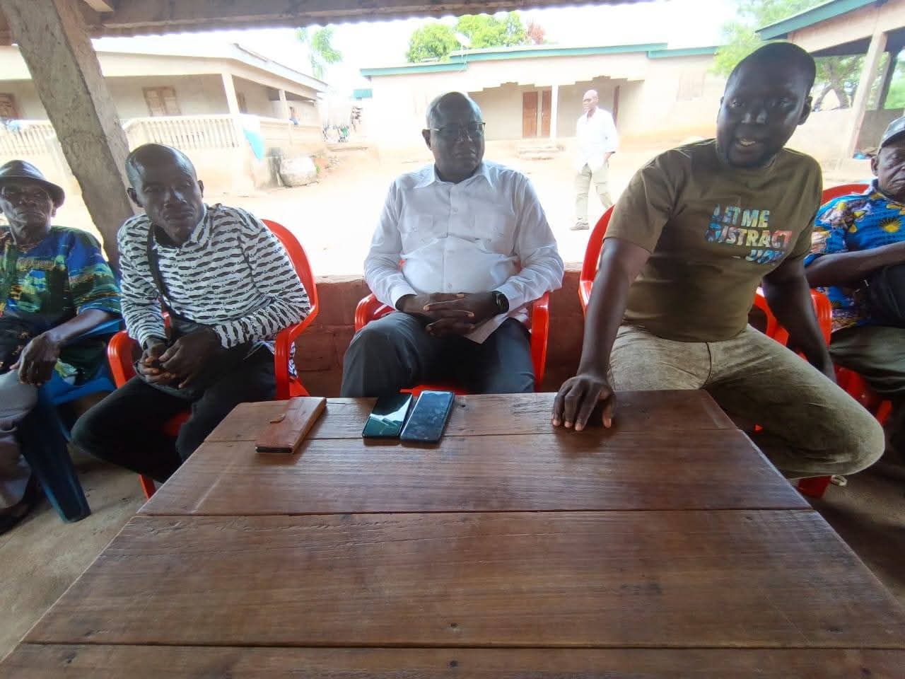 Côte d’Ivoire-AIP/ Le député Alphonse Séhi Bi Koué appelle les cadres du RHDP de Kanzra à renforcer la mobilisation