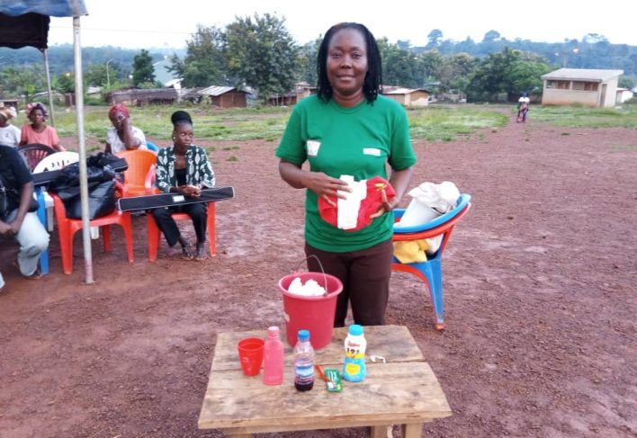 Côte d’Ivoire-AIP/ L’ONG Femme en Action sensibilise les jeunes filles de Dahiri à la dignité menstruelle