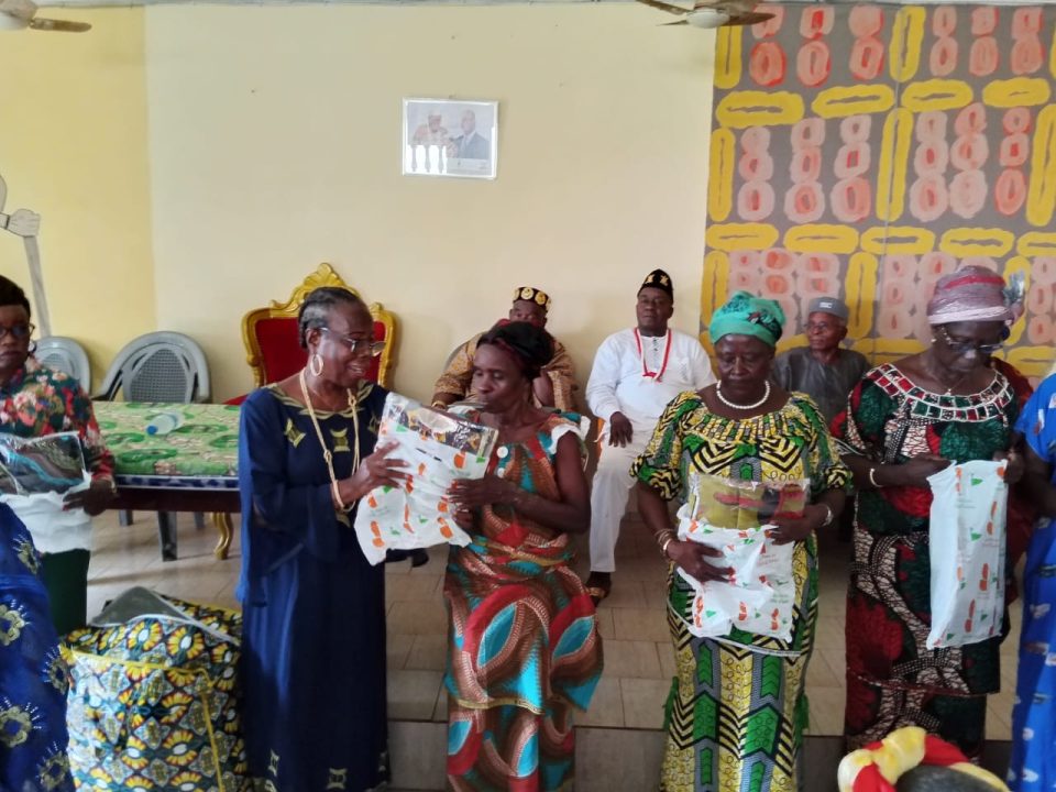 Côte d’Ivoire-AIP/ Le Conseil régional du Lôh-Djiboua honore des mères et pères pour renforcer la cohésion sociale