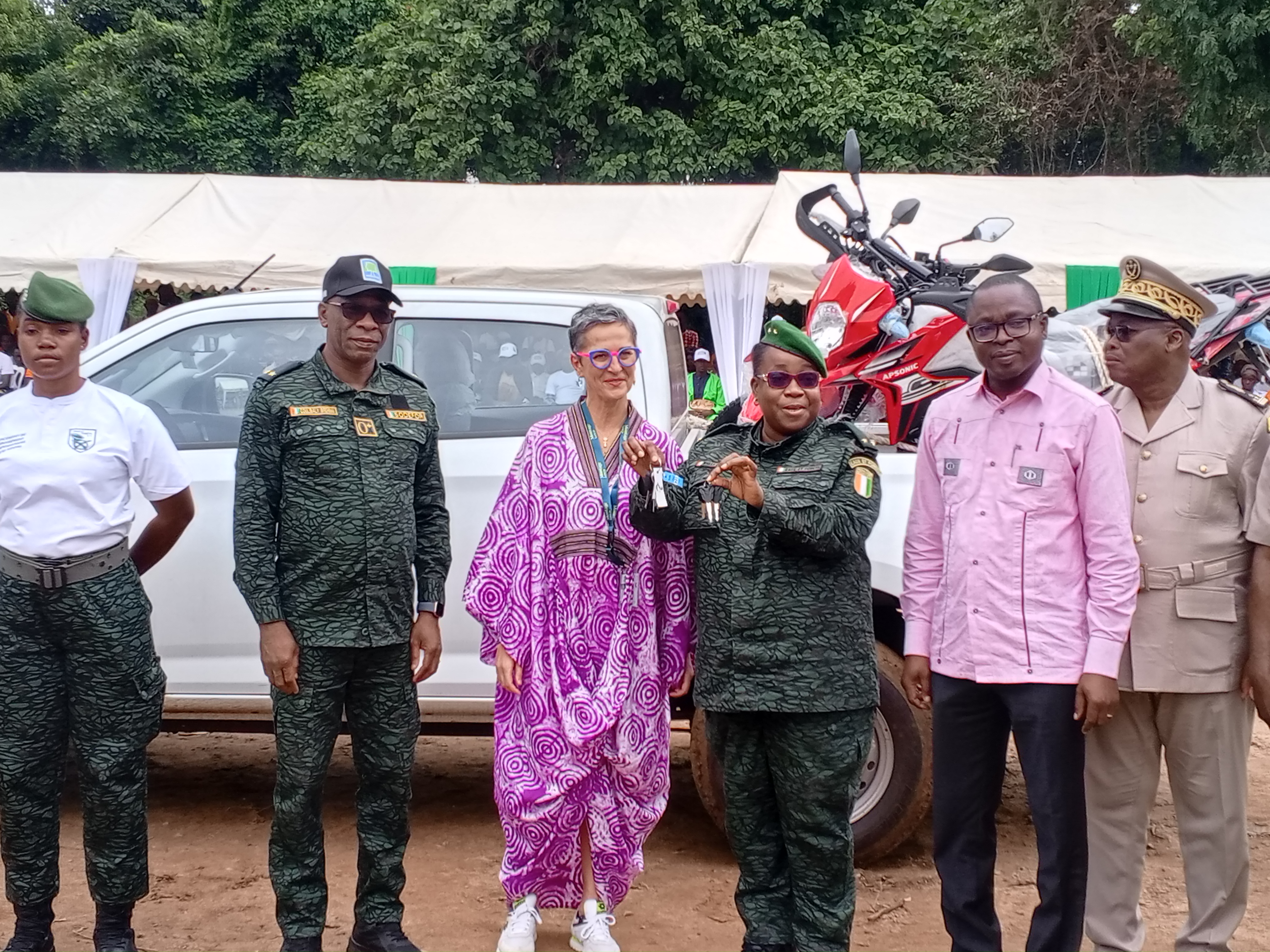 Côte d’Ivoire-AIP/ Une société minière renforce les capacités de la SODEFOR pour la surveillance de la forêt classée de Foumbou