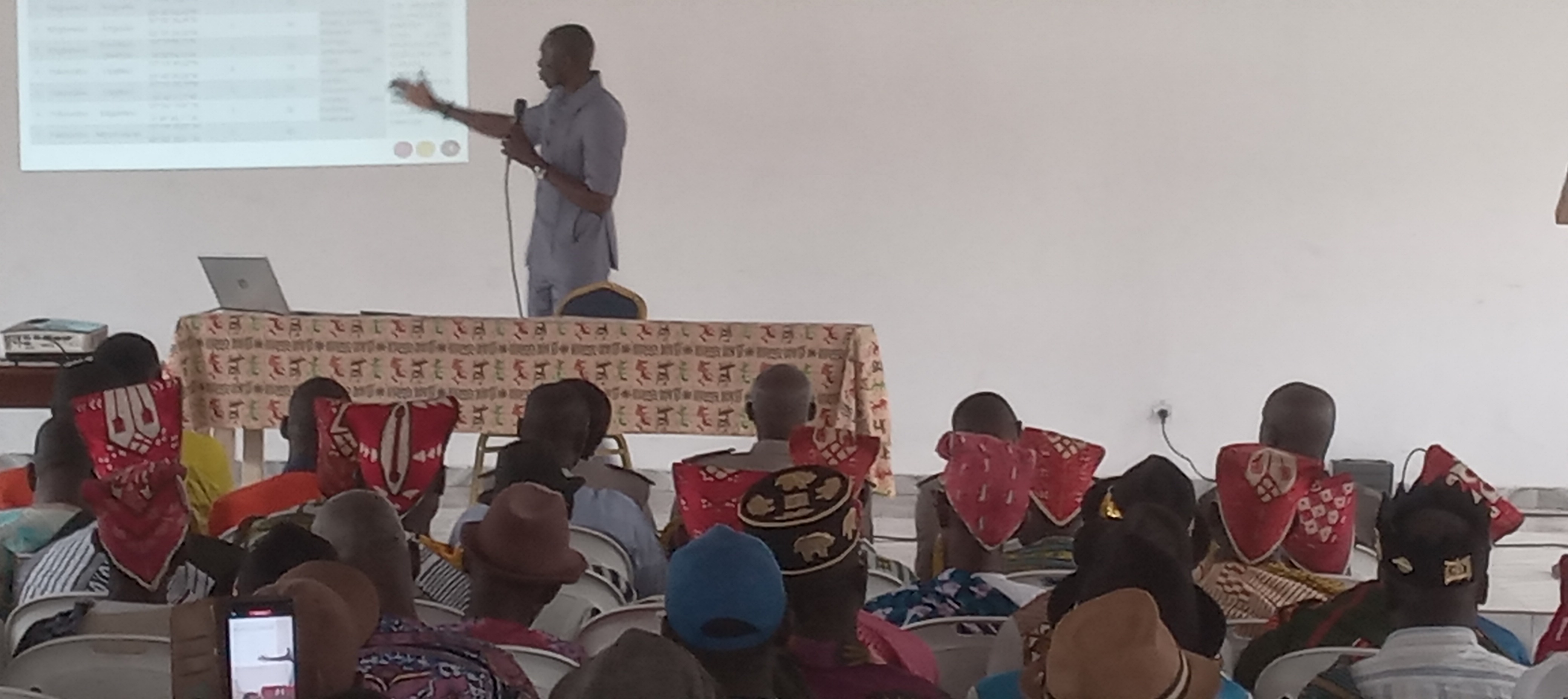 Côte d’Ivoire-AIP/Une consultation publique à Zuénoula pour renforcer la lutte contre l’orpaillage illégal