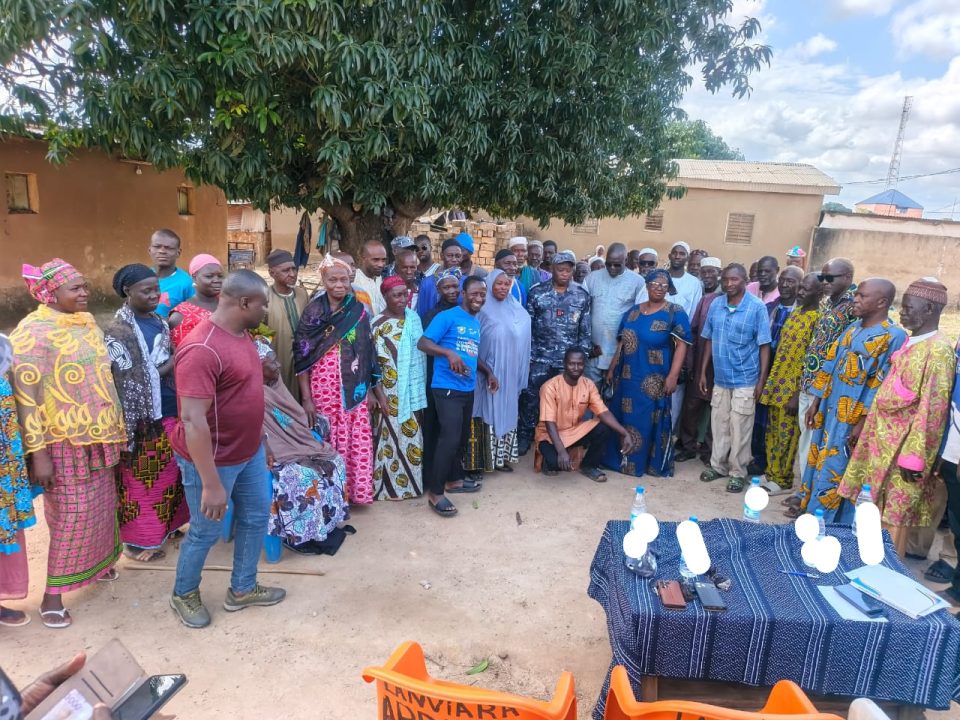 Côté d’Ivoire-AIP/ La police de Ouangolodougou sensibilise les habitants de Langaviara sur les bagarres rangées et la délinquance juvénile