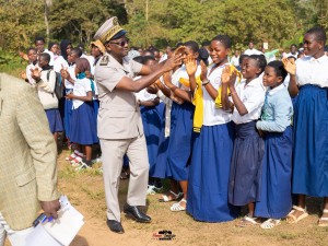 Côte d’Ivoire - AIP/ Le préfet félicite les élèves du lycée pour leur respect du calendrier scolaire à Sandégué