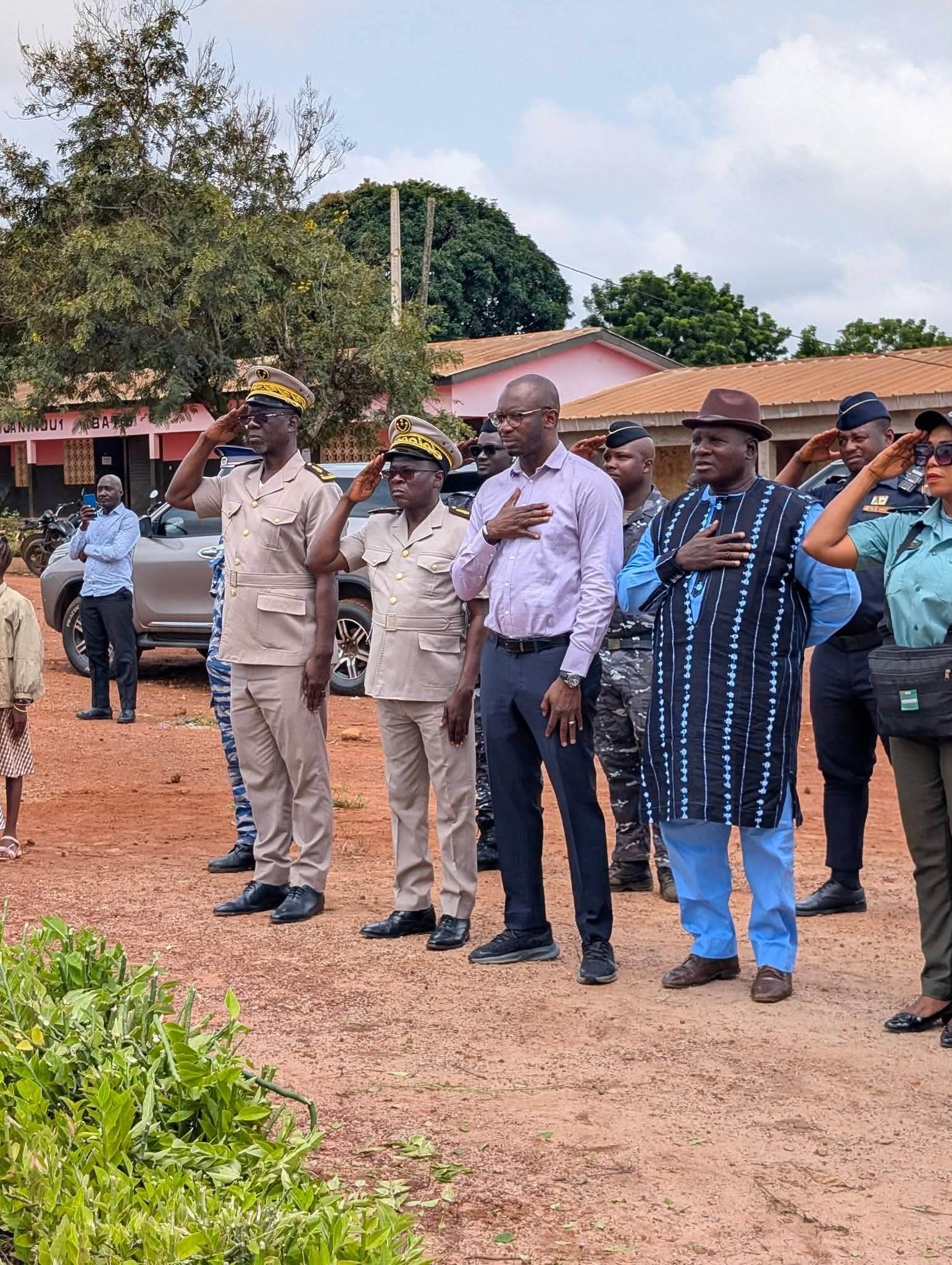 Côte d’Ivoire-AIP/ La rentrée scolaire marquée par un appel au civisme et des appuis aux écoles à Ouaninou