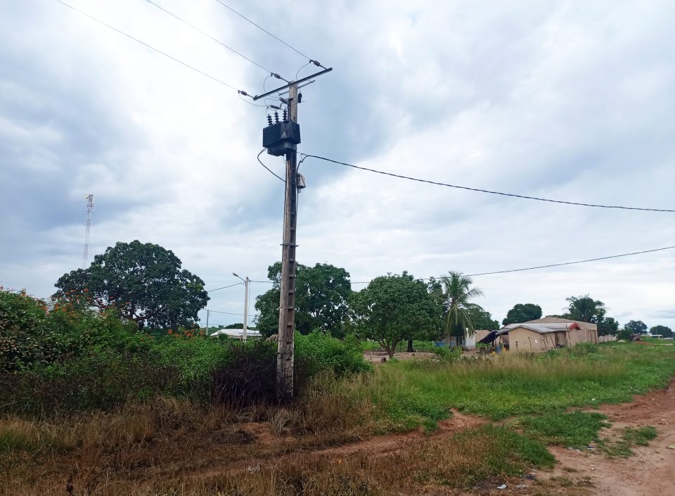 Côte d’Ivoire-AIP/ Le village de Diezué privé d’électricité après l’explosion d’un transformateur