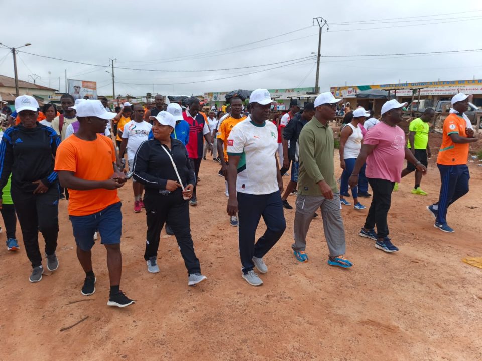 Côte d’Ivoire-AIP/ Une journée sportive pour renforcer les liens entre les agents du service public à Adzopé