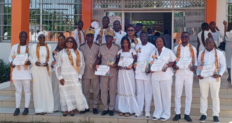 Côte d’Ivoire – AIP/ La direction régionale de la fonction publique de la Mé honore ses meilleurs agents