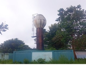 Côte d’Ivoire-AIP/ Le château d’eau vétuste limite l’approvisionnement en eau potable à Sandégué
