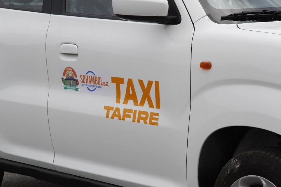 Côte d’Ivoire-AIP/ Le maire de Tafiré salue l’engouement des populations pour les nouveaux taxis communaux