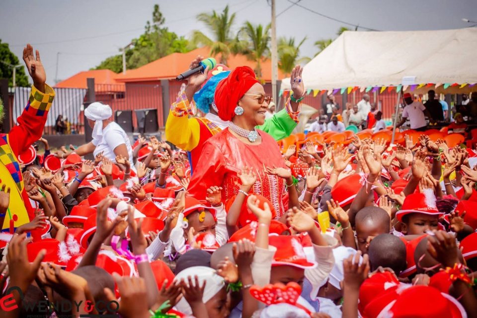 Côte d’Ivoire-AIP/ Près de mille enfants du monde rural émerveillés par la magie de la Noël à Tafiré