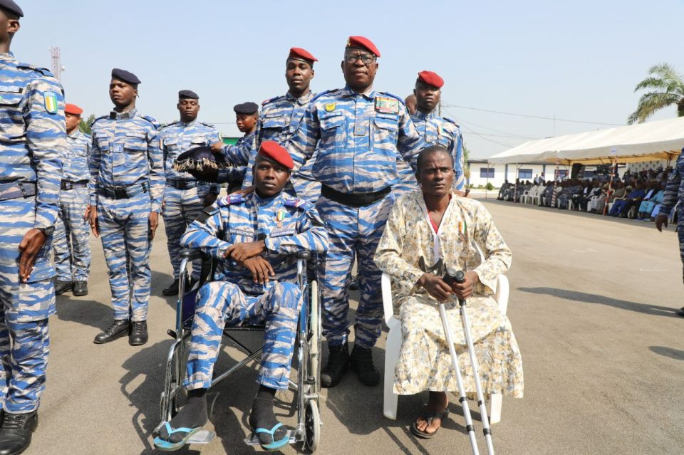 Côte d’Ivoire-AIP/ 2 300 gendarmes et personnalités civiles décorés pour leur exemplarité