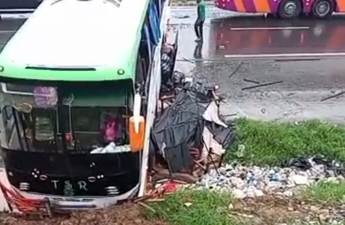 Côte d’Ivoire-AIP/ Une femme meurt dans une collision entre un car et un camion à Elibou