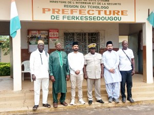 Côte d'Ivoire-AIP/ Le nouveau missionnaire de la communauté Ahmadiyya du Tchologo officiellement présenté aux autorités de Ferkessédougou
