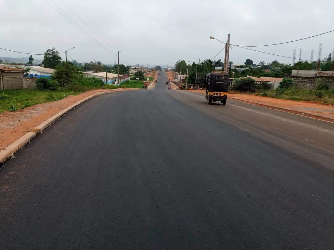 Côte d’Ivoire-AIP/ Bitumage de la voirie à Sikensi: l’adhésion des populations aux orientations du chef de l’État sollicitée