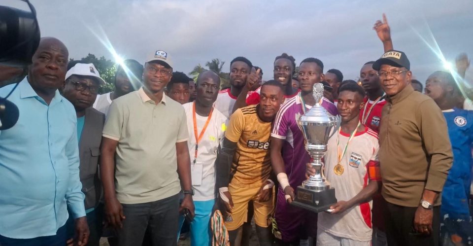 Côte d’Ivoire-AIP/ Bécédi remporte le trophée du tournoi de football de la commune de Sikensi