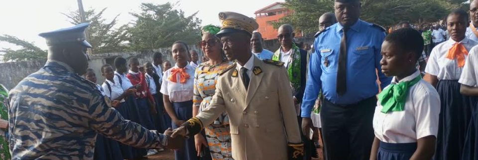 Côte d’Ivoire-AIP/ Le préfet de Sikensi exhorte les élèves à redoubler d’efforts pour améliorer leurs résultats