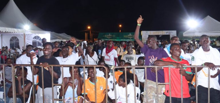 Côte d’Ivoire-AIP/ MASA 2026 : des spectateurs transforment chaque performance en une communion collective à Yopougon