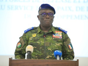 Côte d'Ivoire-AIP/ AN 66 : Le général Lassina Doumbia annonce le Concerto de l’Indépendance au stade de la BAE de Yopougon