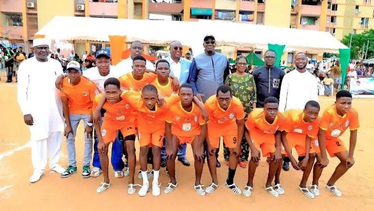 Côte d’Ivoire-AIP/ La 2e édition du tournoi inter-quartiers doté du trophée Soumahoro Farikou lancée pour détecter des talents à Adjamé