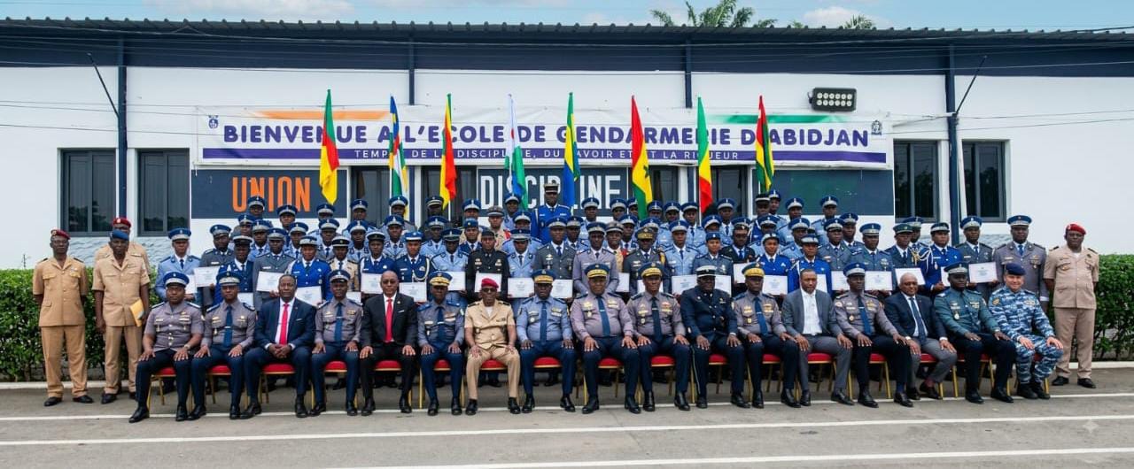 Côte d'Ivoire-AIP/ Gendarmerie nationale: 69 officiers stagiaires de neuf pays africains reçoivent leurs diplômes