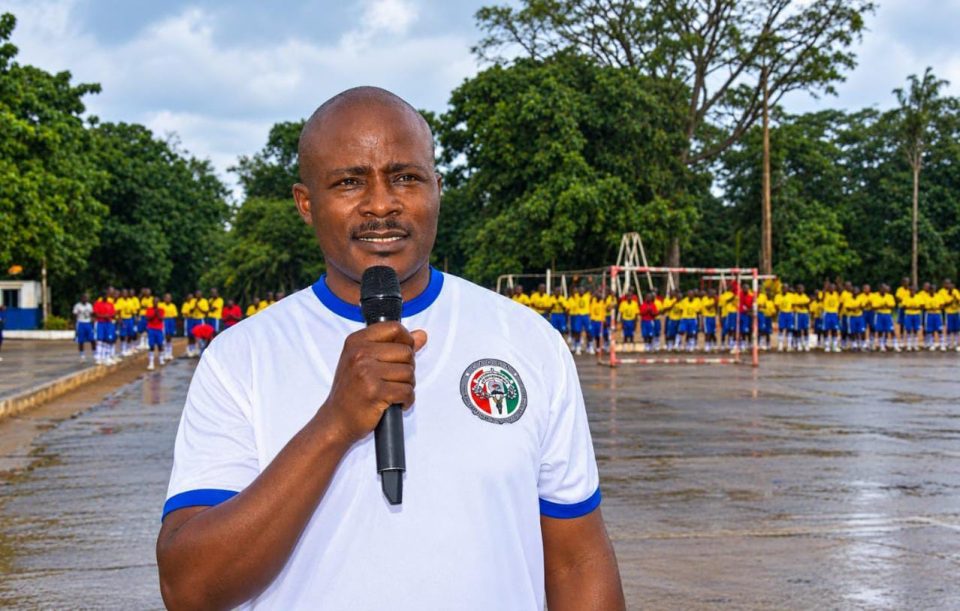 Côte d’Ivoire-AIP/ Le général Camara Kinanya appelle à un professionnalisme accru à l’École de gendarmerie d’Abidjan