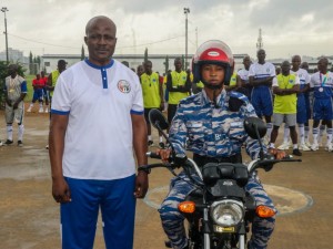 Côte d’Ivoire-AIP/Gendarmerie : une élève sous-officier récompensée pour ses performances sportives et disciplinaires