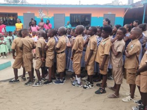Côte d'Ivoire-AIP/ Rentrée scolaire 2026-2027: les écoliers retrouvent le chemin des classes à Yopougon