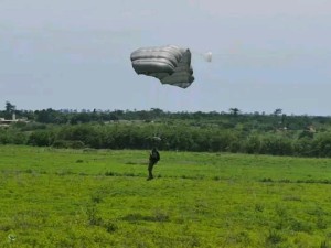Côte d'Ivoire-AIP/ Saint-Michel: un saut de démonstration en parachute prévu le 3 octobre à la place Ficgayo de Yopougon
