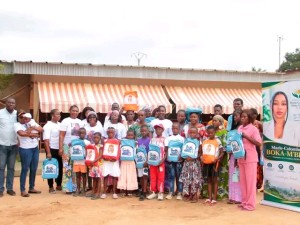 Côte d’Ivoire-AIP/ La Fondation MCBM lance la distribution de 2 000 kits scolaires à Toumodi