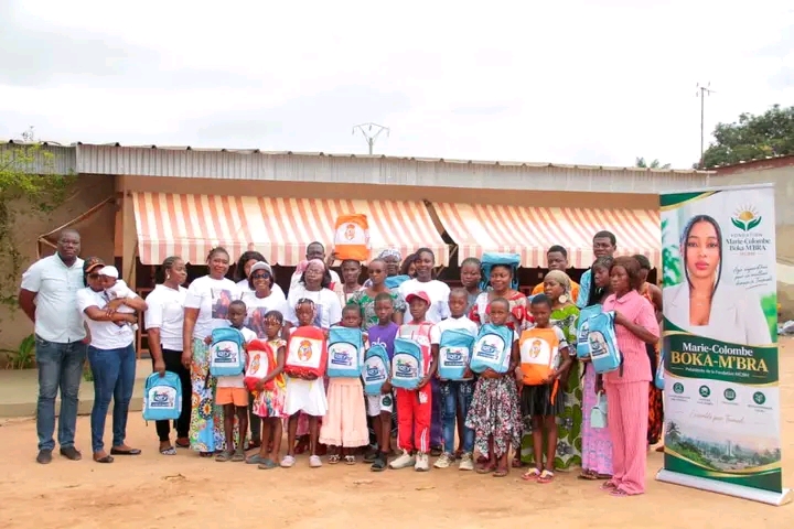 Côte d’Ivoire-AIP/ La Fondation MCBM lance la distribution de 2 000 kits scolaires à Toumodi