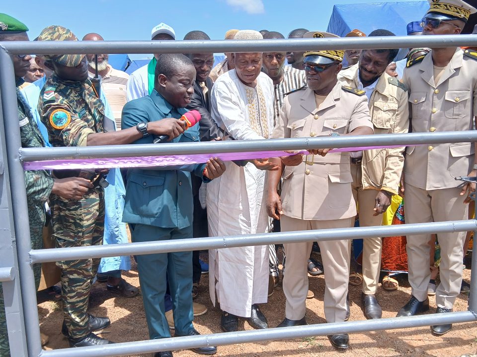 Côte d’Ivoire-AIP/ Le PIDACC/BN remet un parc à bétail aux éleveurs de Baya