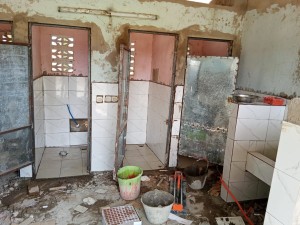 Côte d’Ivoire-AIP/ Une association réhabilite les toilettes d’élèves du lycée moderne de Lakota