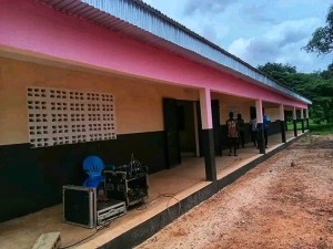 Côte d'Ivoire-AIP/Le conseil régional du Moronou remet trois salles de classe réhabilitées à Kouadiokro