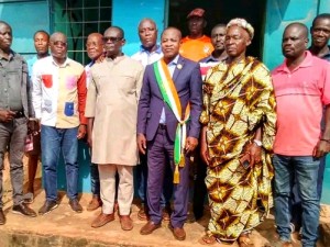 Côte d’Ivoire-AIP/ Le député Diby Kokora renforce le dialogue avec ses mandants à N’Guinou