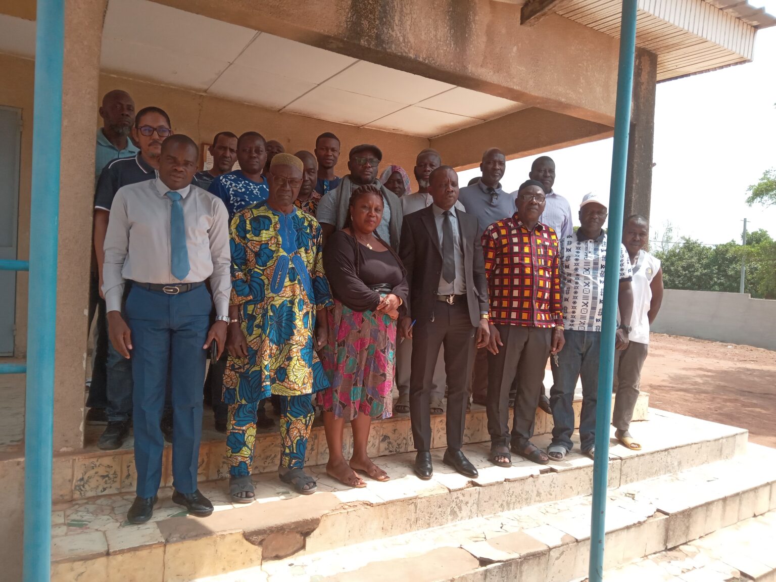 Côte d’Ivoire-AIP/ La direction régionale du Commerce de la Marahoué sensibilise les opérateurs économiques sur le respect des lois en vigueur à Zuénoula et Gohitafla
