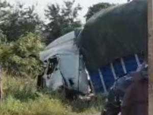 Côte d'Ivoire-AIP/ Trois blessés graves dans une collision entre un camion-remorque et un minicar vers Zangué