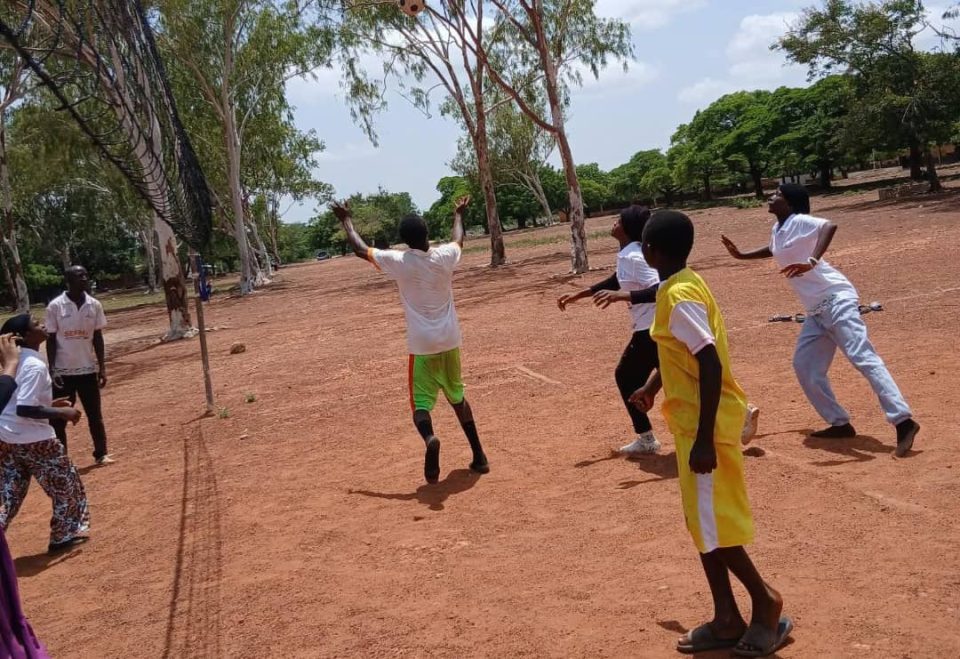 Côte d’Ivoire-AIP/ L’AEEM-CI renforce la cohésion entre ses membres à travers une journée sportive à Tafiré