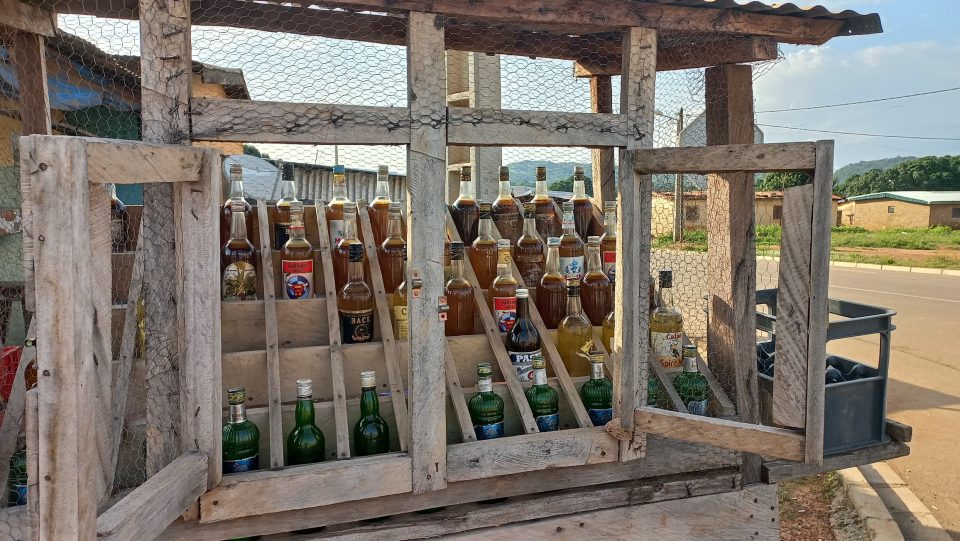 Côte d’Ivoire-AIP/ Les pénuries de carburant favorisent la vente informelle de l’Essence à Madinani