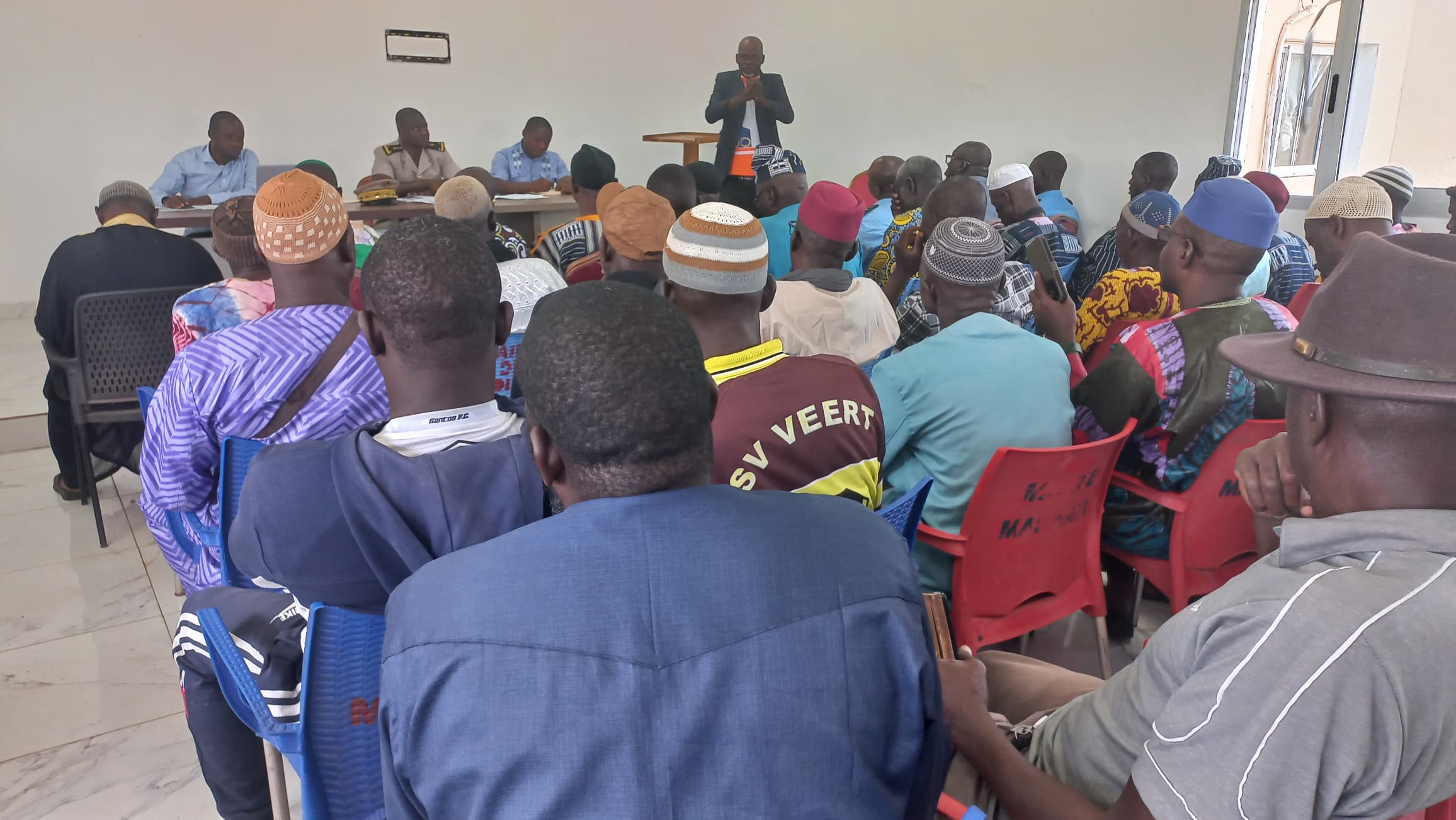 Côte d’Ivoire-AIP / Madinani sensibilise les acteurs ruraux au règlement amiable des conflits entre agriculteurs et éleveurs