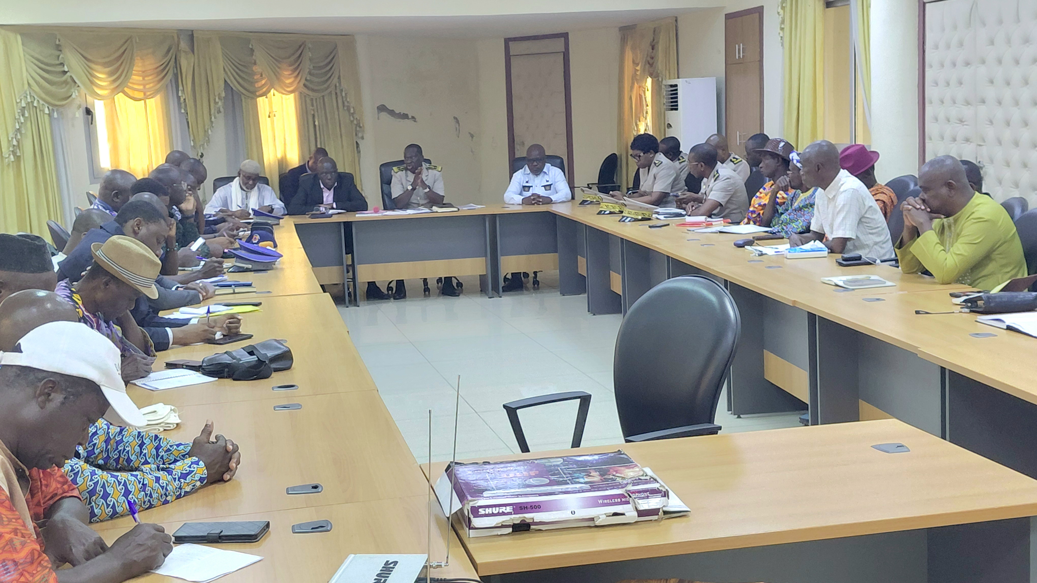 Côte d’Ivoire-AIP/ Plusieurs quartiers et axes routiers d’Agboville submergés par les eaux après de fortes pluies