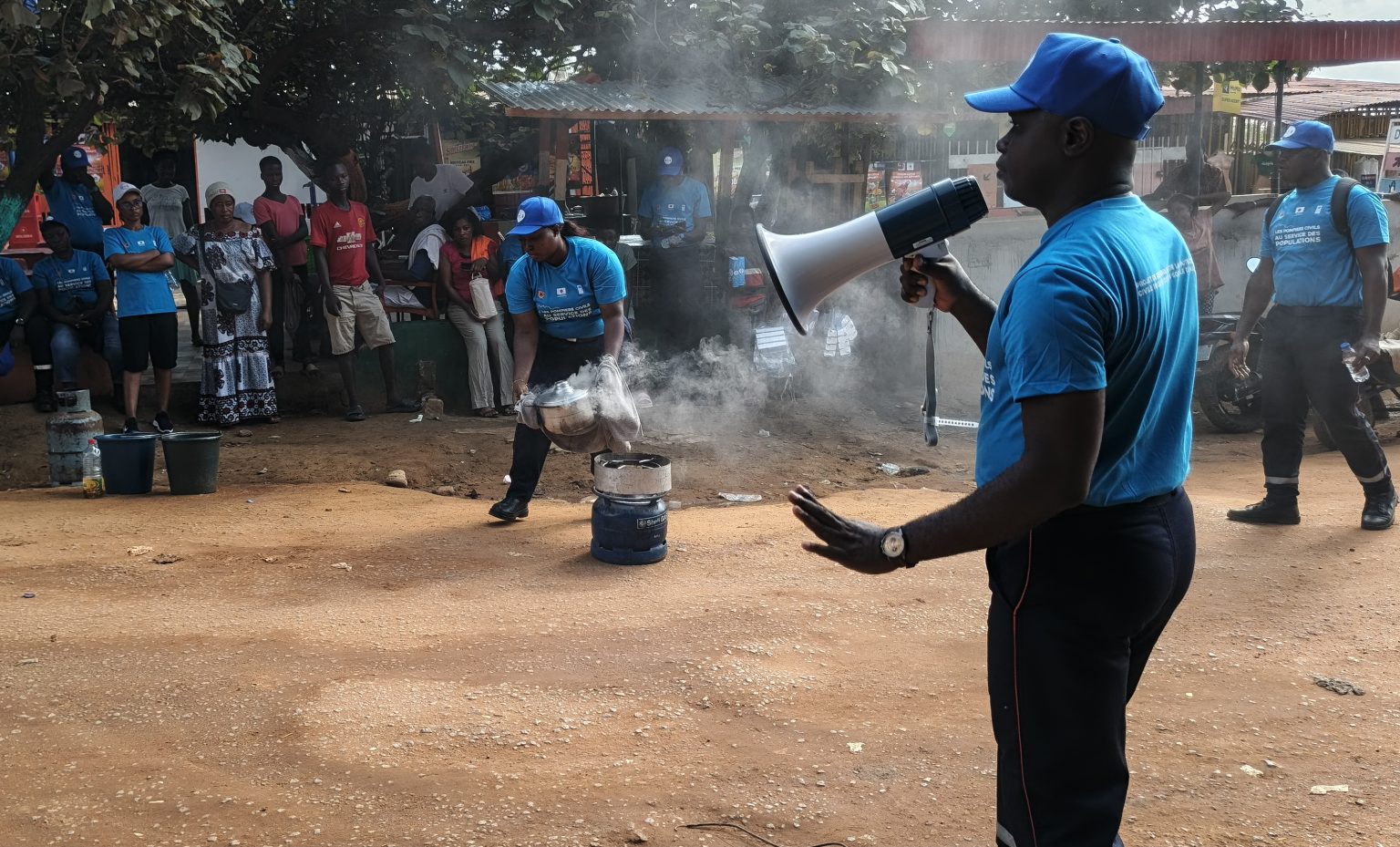 Côte d’Ivoire-AIP/ Les pompiers civils sensibilisent les populations de Dabou à des gestes de secours
