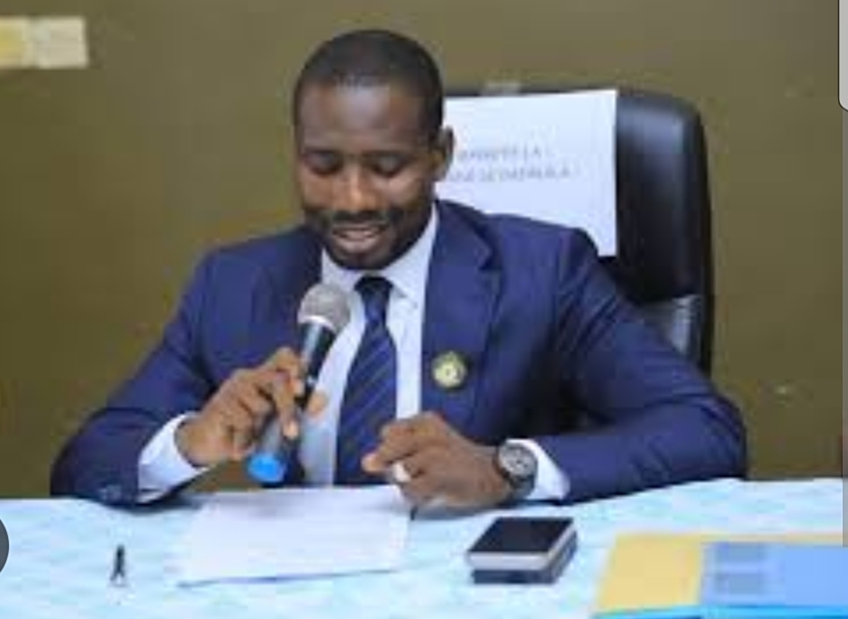 Côte d’Ivoire-AIP/ Le maire de Dabakala encourage les populations à ouvrir des comptes bancaires pour sécuriser leurs avoirs