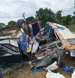 Côte d’Ivoire-AIP/ Huit morts et 54 blessés dans une collision entre un car de transport et un porte-char près de Niakara