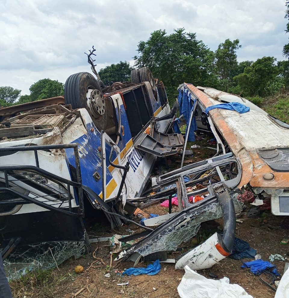 Côte d’Ivoire-AIP/ Huit morts et 54 blessés dans une collision entre un car de transport et un porte-char près de Niakara